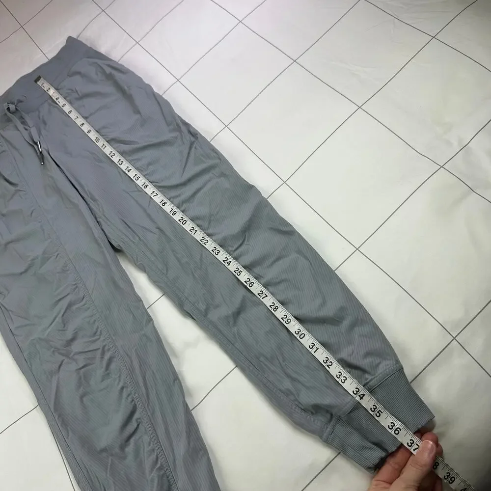 Lululemon Pants Women 6 Gray Dance Studio Mid Rise Jogger Athletic Sporty Travel